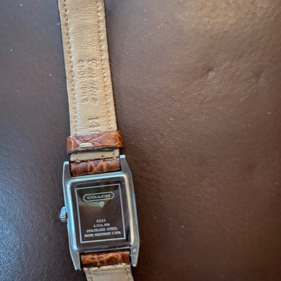 Coach watch - Picture 4 of 5